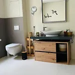 Mit Seeblick Hébergement de vacances *